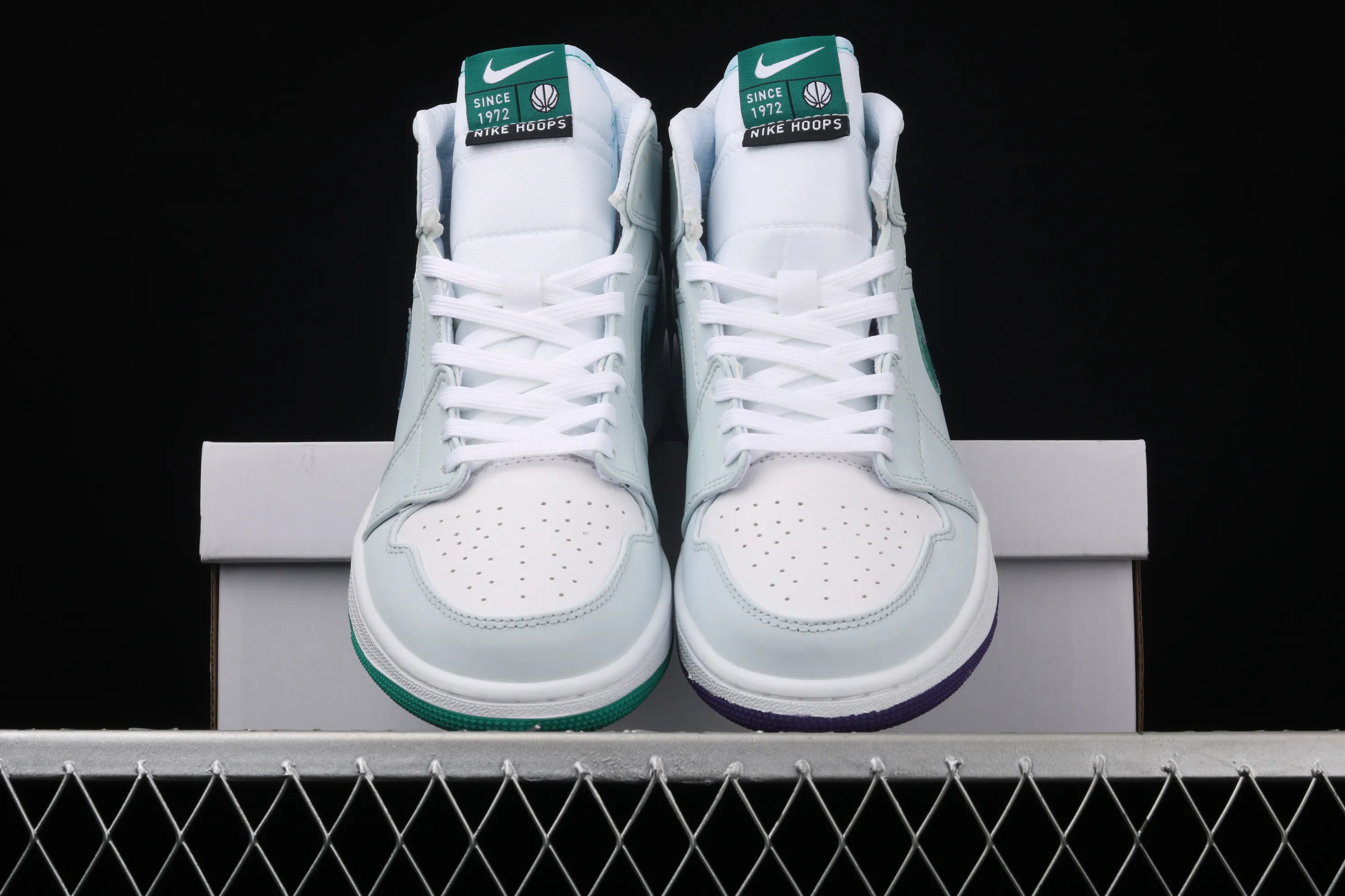All categories Air Jordan Jordan series basketball shoes Air Jordan 1 High Air Jordan 1 Breathe CenterAJ1 Joe 1 mid-top white green purple mandarin duck CW5853-100